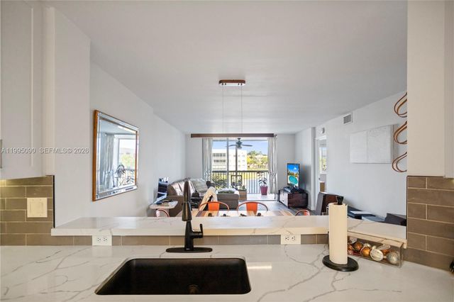 7676 Trent Drive 308, Tamarac, FL 33321