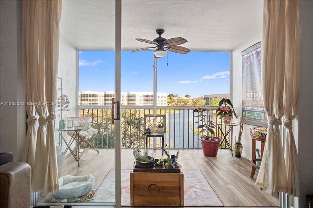 7676 Trent Drive 308, Tamarac, FL 33321