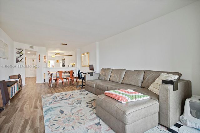 7676 Trent Drive 308, Tamarac, FL 33321