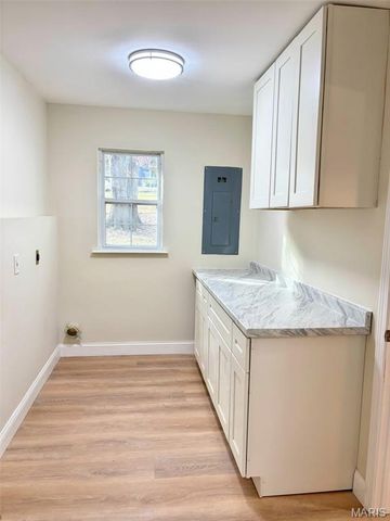 369 Cerny Avenue, Eureka, MO 63025