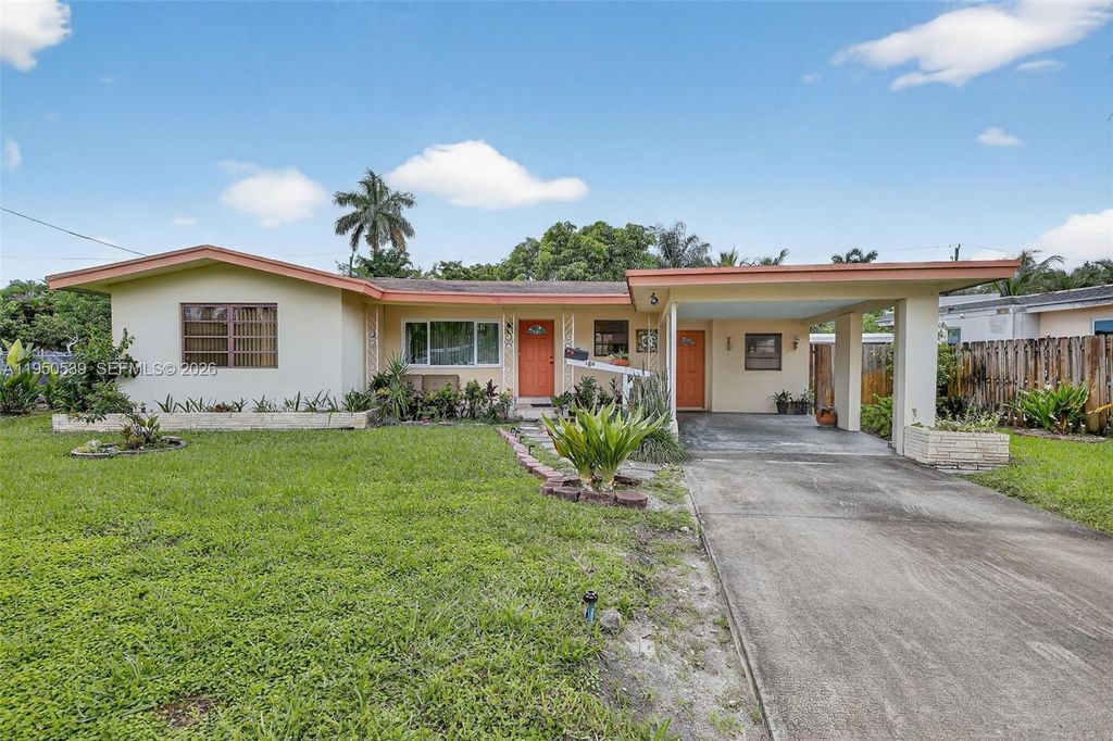 160 NW 34th St, Oakland Park, FL 33309
