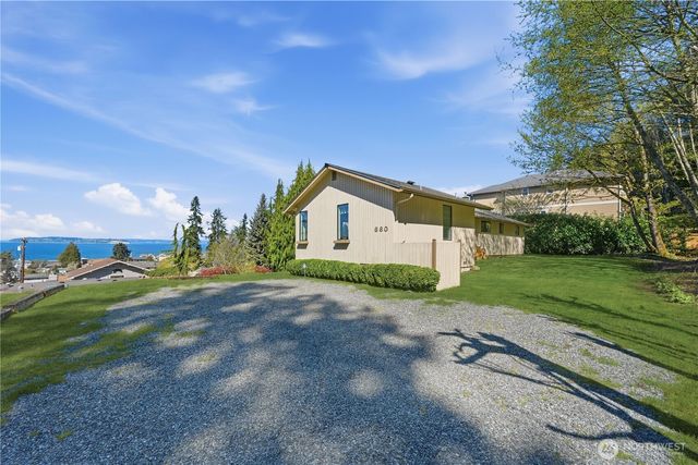 660 Campbell Avenue, Mukilteo, WA 98275