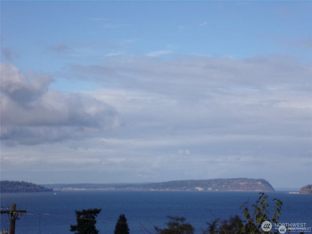 660 Campbell Avenue, Mukilteo, WA 98275