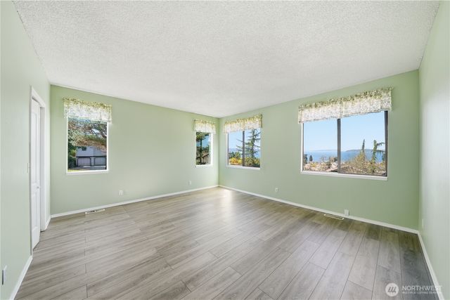 660 Campbell Avenue, Mukilteo, WA 98275