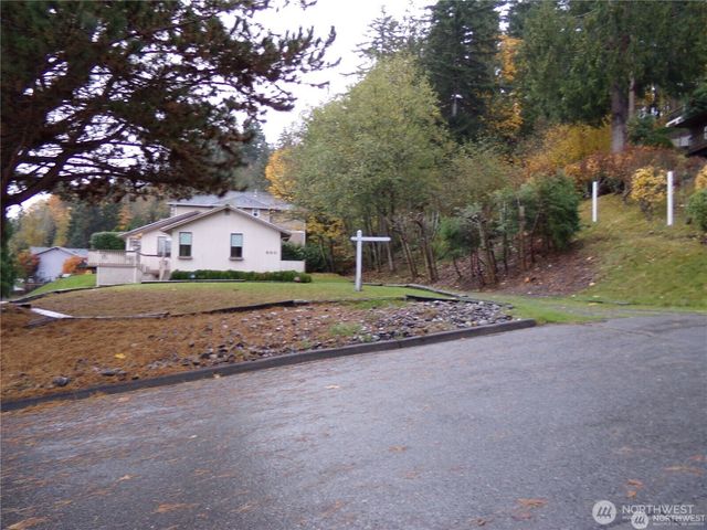 660 Campbell Avenue, Mukilteo, WA 98275