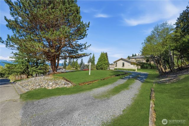 660 Campbell Avenue, Mukilteo, WA 98275