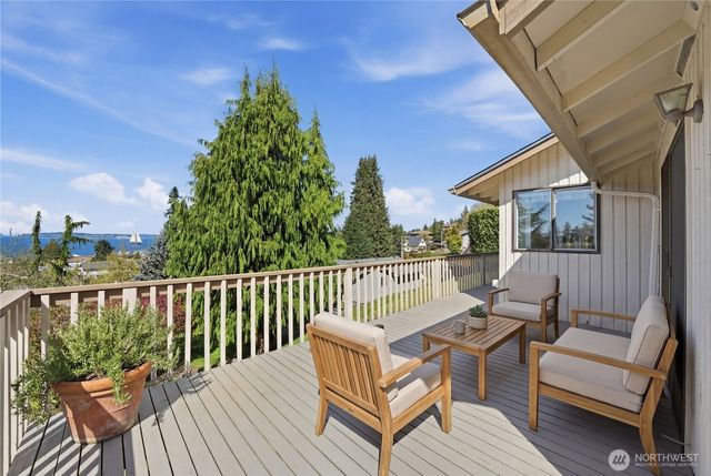 660 Campbell Avenue, Mukilteo, WA 98275