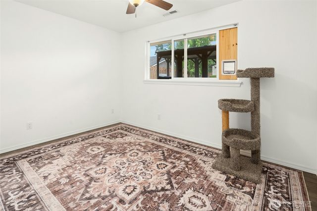 237 S 186th Street, Burien, WA 98148