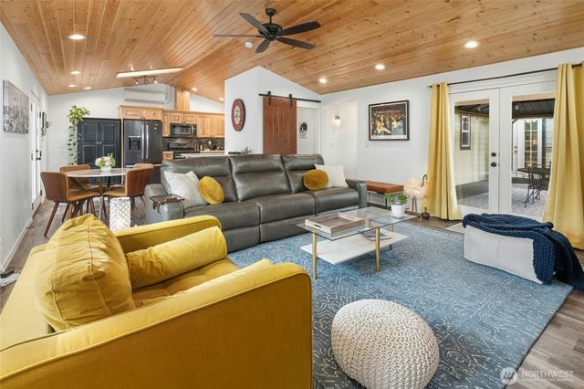 237 S 186th Street, Burien, WA 98148