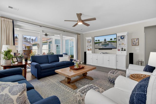 691 Blueway Avenue, Summerville, SC 29486