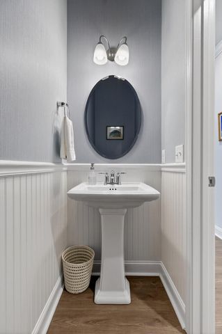 691 Blueway Avenue, Summerville, SC 29486