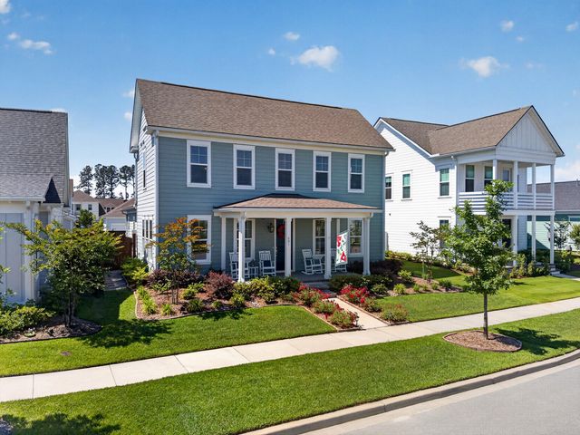 691 Blueway Avenue, Summerville, SC 29486