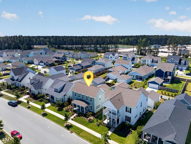 691 Blueway Avenue, Summerville, SC 29486