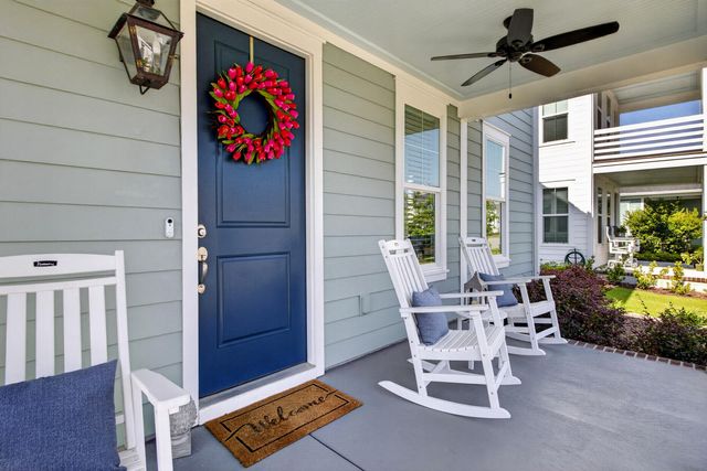 691 Blueway Avenue, Summerville, SC 29486