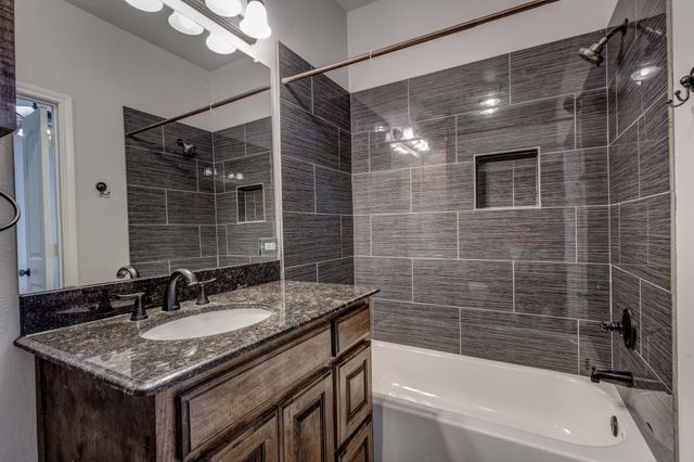 924 Via Barcelona, Mesquite, TX 75150