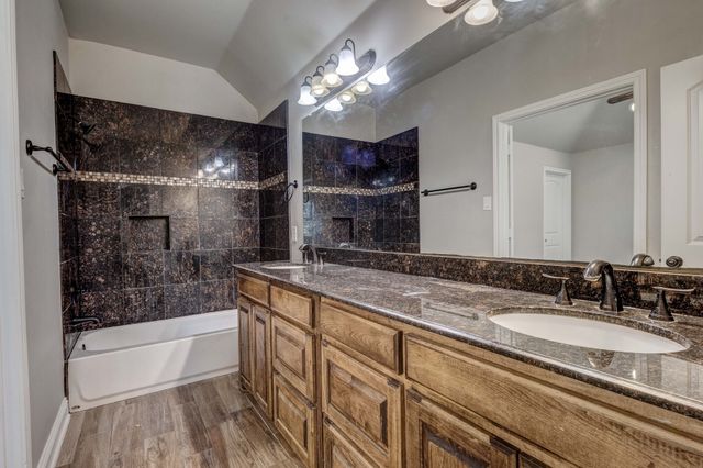 924 Via Barcelona, Mesquite, TX 75150