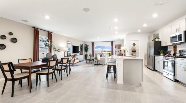 2426 SLIPPERY ROCK STREET, Auburndale, FL 33823