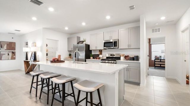 2426 SLIPPERY ROCK STREET, Auburndale, FL 33823