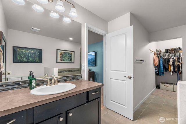 13707 66th Avenue E, Puyallup, WA 98373