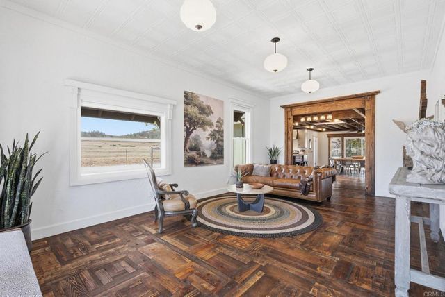 1077 Montecito Way, Ramona, CA 92065
