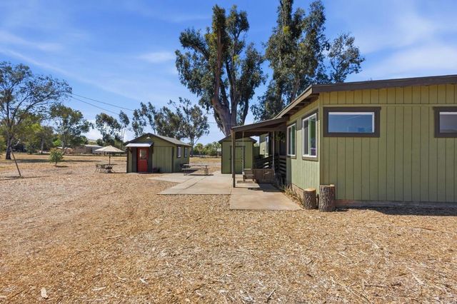 1077 Montecito Way, Ramona, CA 92065