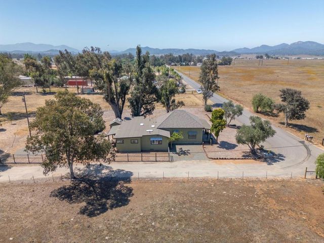 1077 Montecito Way, Ramona, CA 92065