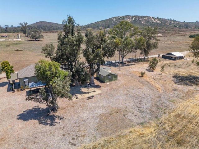 1077 Montecito Way, Ramona, CA 92065