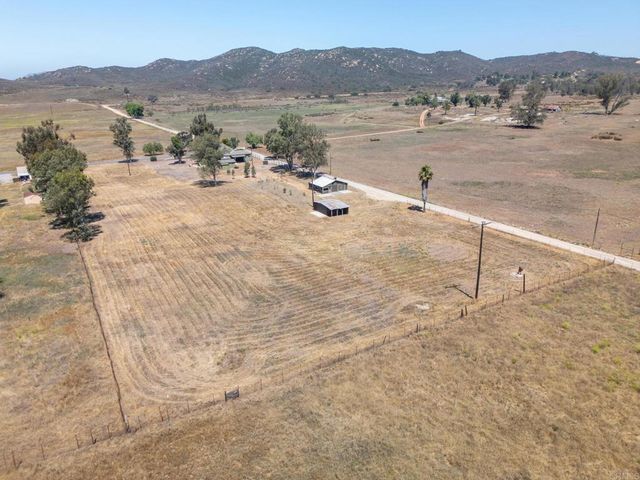 1077 Montecito Way, Ramona, CA 92065