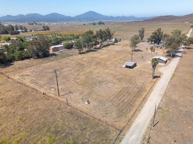 1077 Montecito Way, Ramona, CA 92065