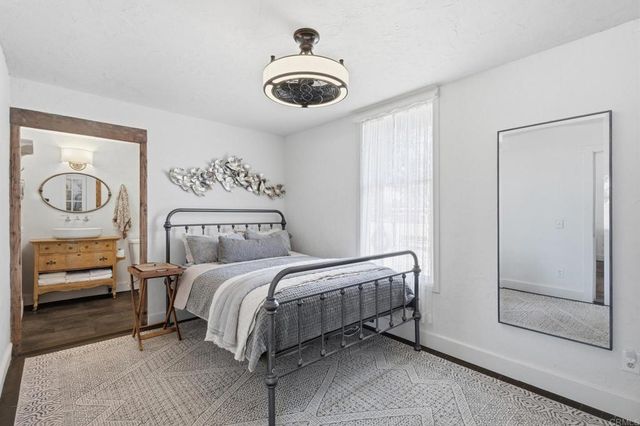 1077 Montecito Way, Ramona, CA 92065