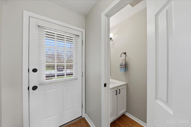 4190 East Village Drive, Mason, OH 45040