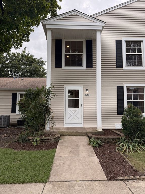 506 Darlene Lane B, Glendale Heights, IL 60139 — exterior