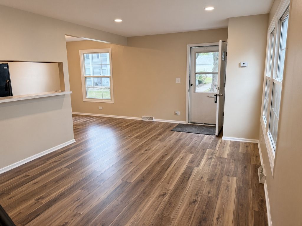 506 Darlene Lane B, Glendale Heights, IL 60139 — photo 3