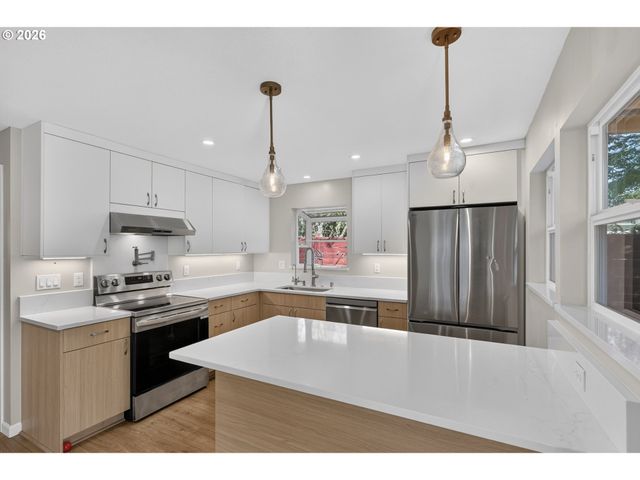 4001 E 14TH St, Vancouver, WA 98661