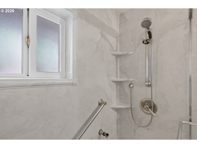 4001 E 14TH St, Vancouver, WA 98661