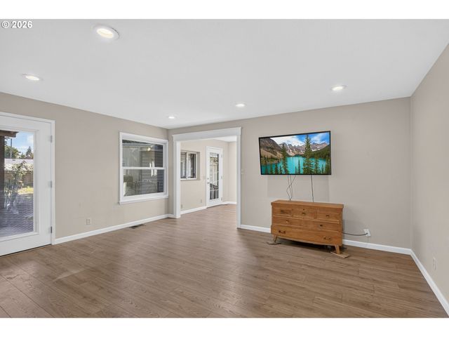 4001 E 14TH St, Vancouver, WA 98661