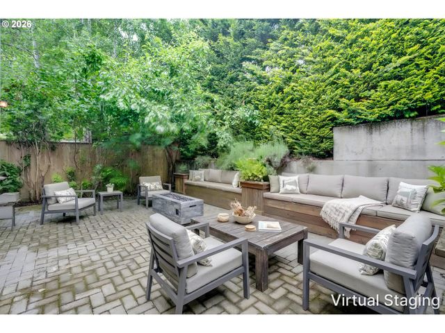 3825 Se RURAL St, Portland, OR 97202