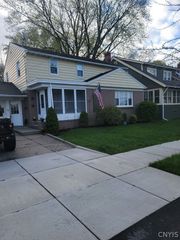 222 Lillian Avenue 24, Syracuse, NY 13206