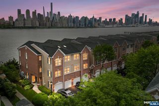 41 Lydia Drive 41, West New York, NJ 07093