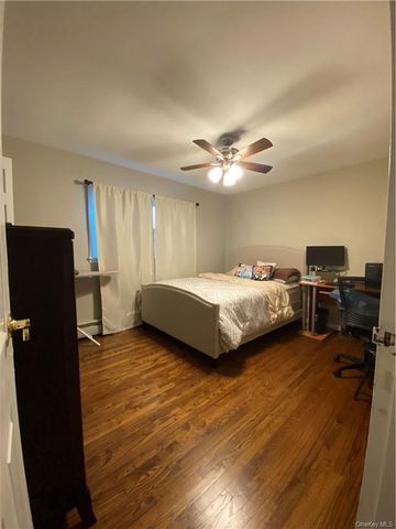 2 Larch Court, West Nyack, NY 10994