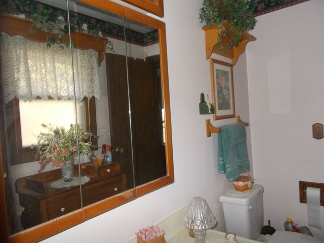 905 WINTHROP Court, Zion, IL 60099