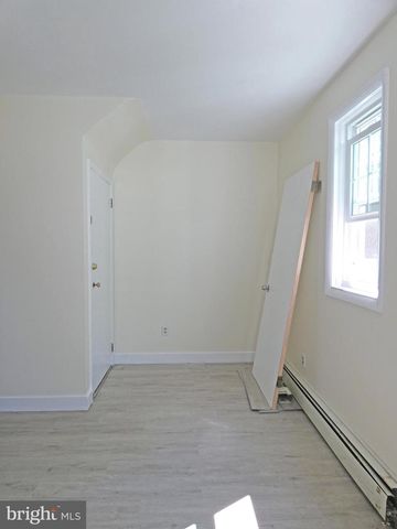 9 GILLISON AVE, Penns Grove, NJ 08069