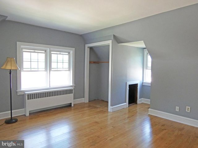 9 GILLISON AVE, Penns Grove, NJ 08069