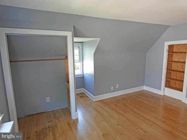 9 GILLISON AVE, Penns Grove, NJ 08069