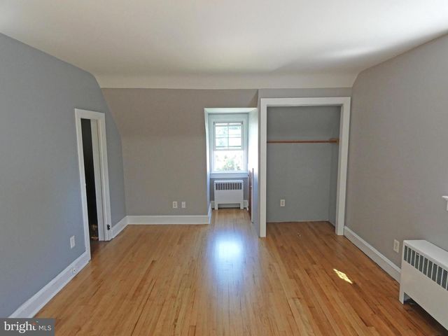 9 GILLISON AVE, Penns Grove, NJ 08069