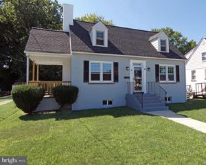 9 GILLISON AVE, Penns Grove, NJ 08069