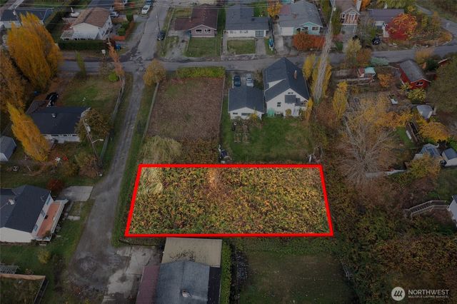 30 XX S Dakota Street, Seattle, WA 98108