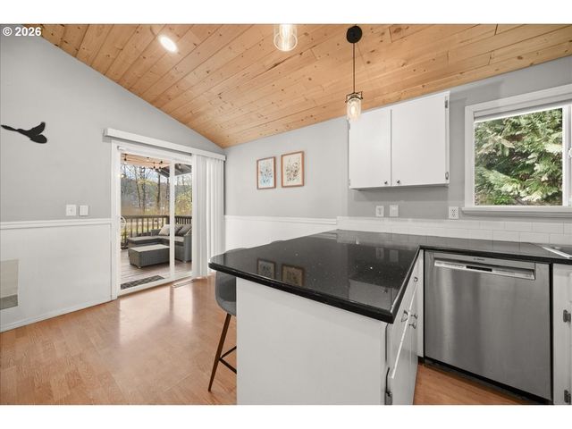 9620 N EDISON St, Portland, OR 97203