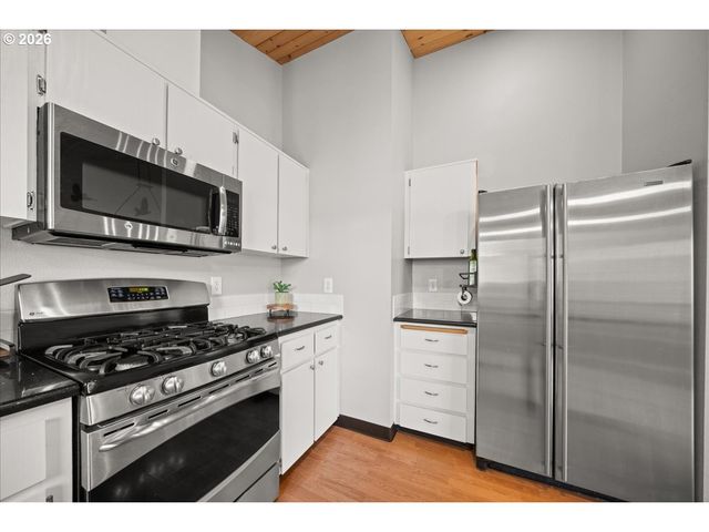 9620 N EDISON St, Portland, OR 97203