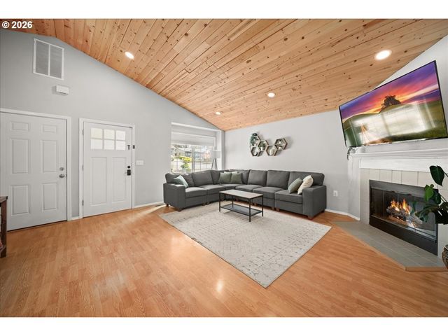 9620 N EDISON St, Portland, OR 97203